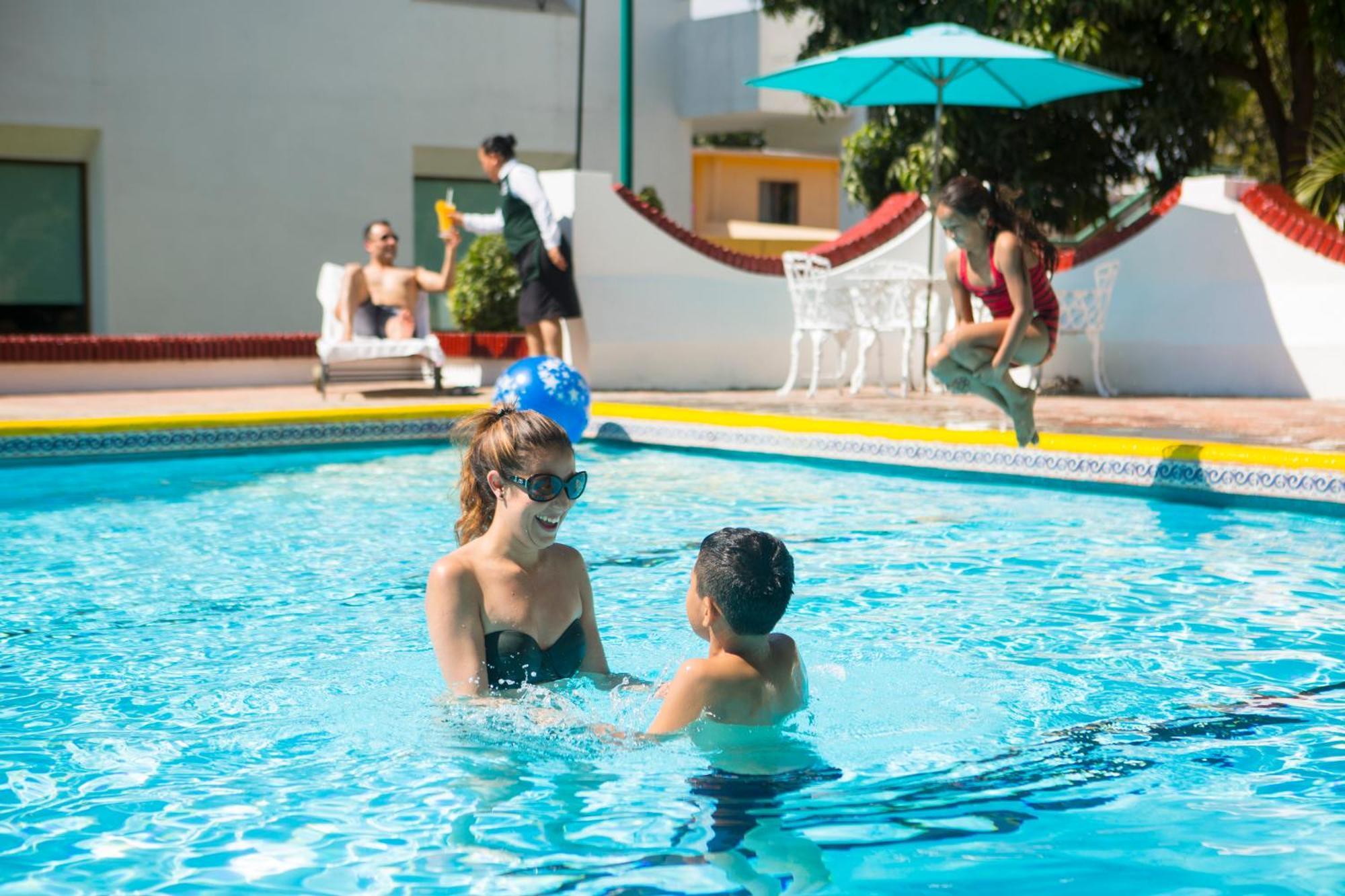 Hotel Los Olivos Spa Oaxaca Екстериор снимка