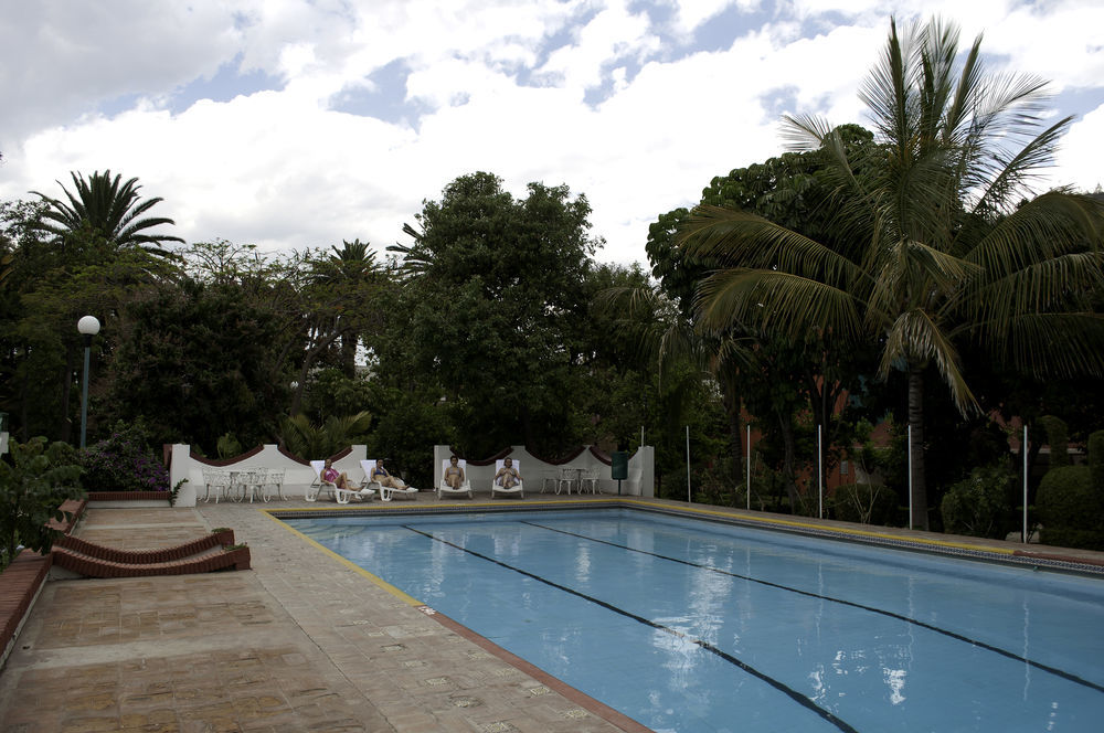 Hotel Los Olivos Spa Oaxaca Екстериор снимка